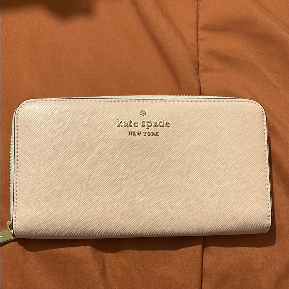 Kate Spade Pink Zip Wallet